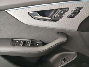 Audi RS Q8 Quattro tiptronic B&O HuD PANO AHK MATRIX bild 6