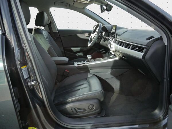 Audi A4 Avant 40 TFSI qu. *LEDER*LED*RFK*VIRTUAL*DAB* bild 4
