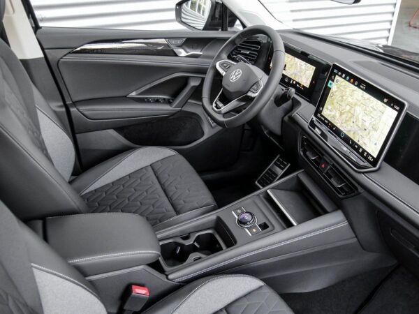 Volkswagen Tiguan ENERGY 1,5 l eTSI 7-Gang-DSG AHK MATRIX bild 4
