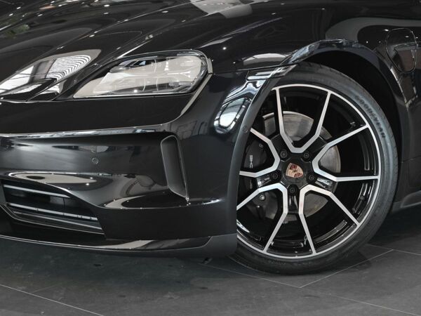 Porsche Taycan Sport Turismo Black Edition bild 5