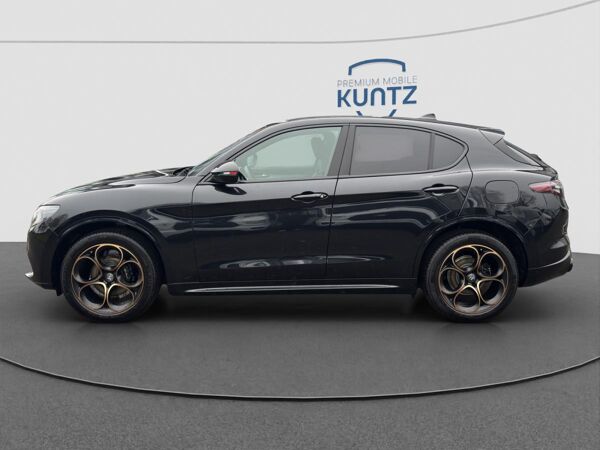 Alfa Romeo Stelvio Intensa 2.2 Diesel elek. Anhängerkupplung bild 2