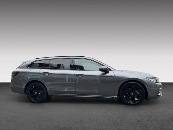 Volkswagen Passat 2.0 TDI Lagerwagenaktion DSG R-Line Black Style Navi bild 4