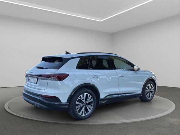 Audi Q4 e-tron Q4 45 e-tron AHK+NAVI+LED+SPORTSITZE+SITZHZG bild 4