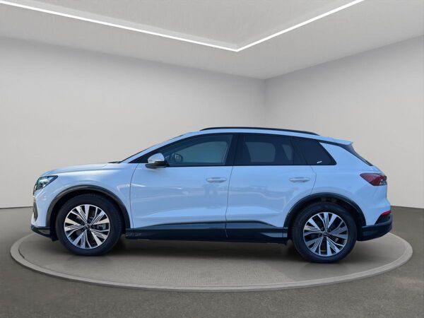 Audi Q4 e-tron Q4 45 e-tron AHK+NAVI+LED+SPORTSITZE+SITZHZG bild 5