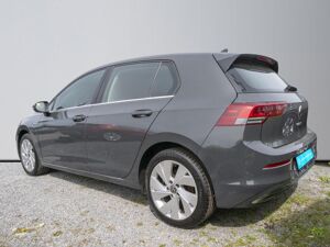 Volkswagen Golf VIII 1.5 TSI Style AHK/Sitzheizung/PDC/App-Connect/LED Style bild 4