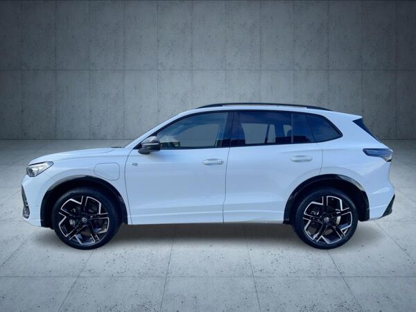 Volkswagen Tiguan R-Line 1,5 l eHybrid OPF 110 kW (150 PS) / 85 kW (115 PS)*AHK *Rear View 360*ACC*Navi Discove bild 2