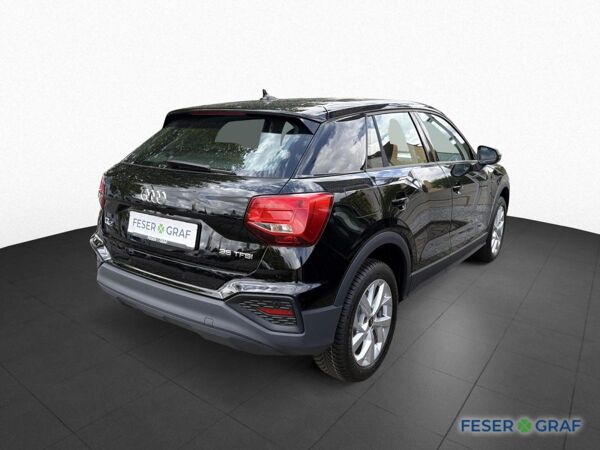 Audi Q2 35 TFSI Schaltgetriebe All Season Parken SPI bild 5