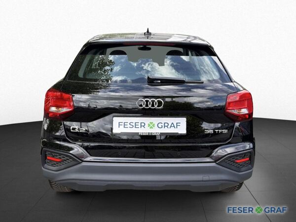 Audi Q2 35 TFSI Schaltgetriebe All Season Parken SPI bild 6