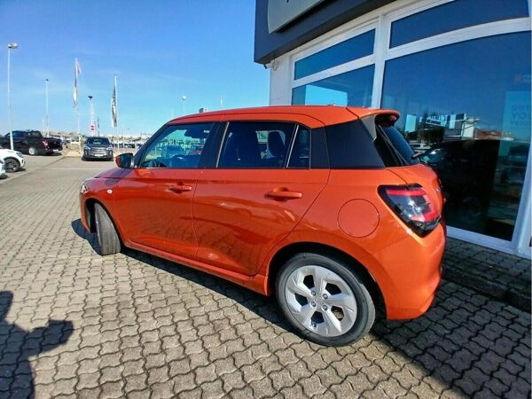 Suzuki Swift 1.2 Dualjet Hybrid Comfort bild 4