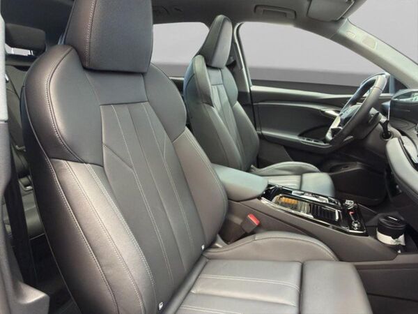 Audi Q6 e-tron performance *LED*AHK*LUFT*HUD* AHK Virtual bild 6
