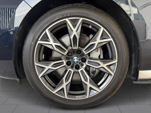 BMW i7 xDrive60 inkl. Winterräder  Sky Lou. Connoisseur HUD Iconic Glow bild 6