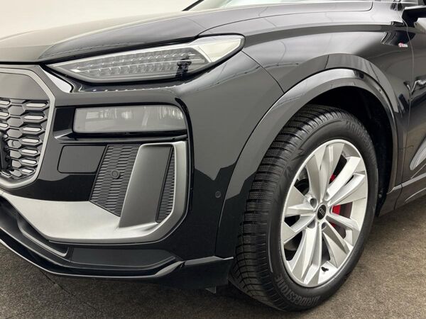 Audi Q6 e-tron Matrix Pano B&O AHK Massagesitz Kamera bild 6