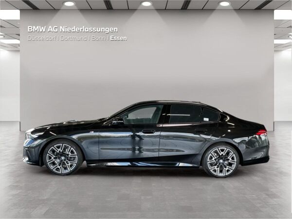 BMW 520 xDrive Limousine ⚠️ LF 0,61 ⚠️ M Sport AHK Harman/K LED bild 3