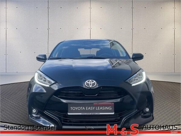 Toyota Yaris 1.5 Hybrid Teamplayer + Comfort Paket bild 2