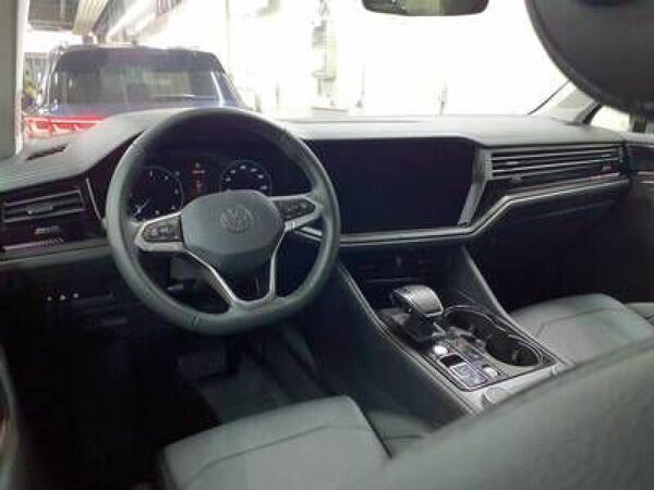 Volkswagen Touareg 3.0 TDI 170kW 4Motion -  LED AHK ACC SHZ DAB+ Navi Rear View LM CarPlay GJR bild 6