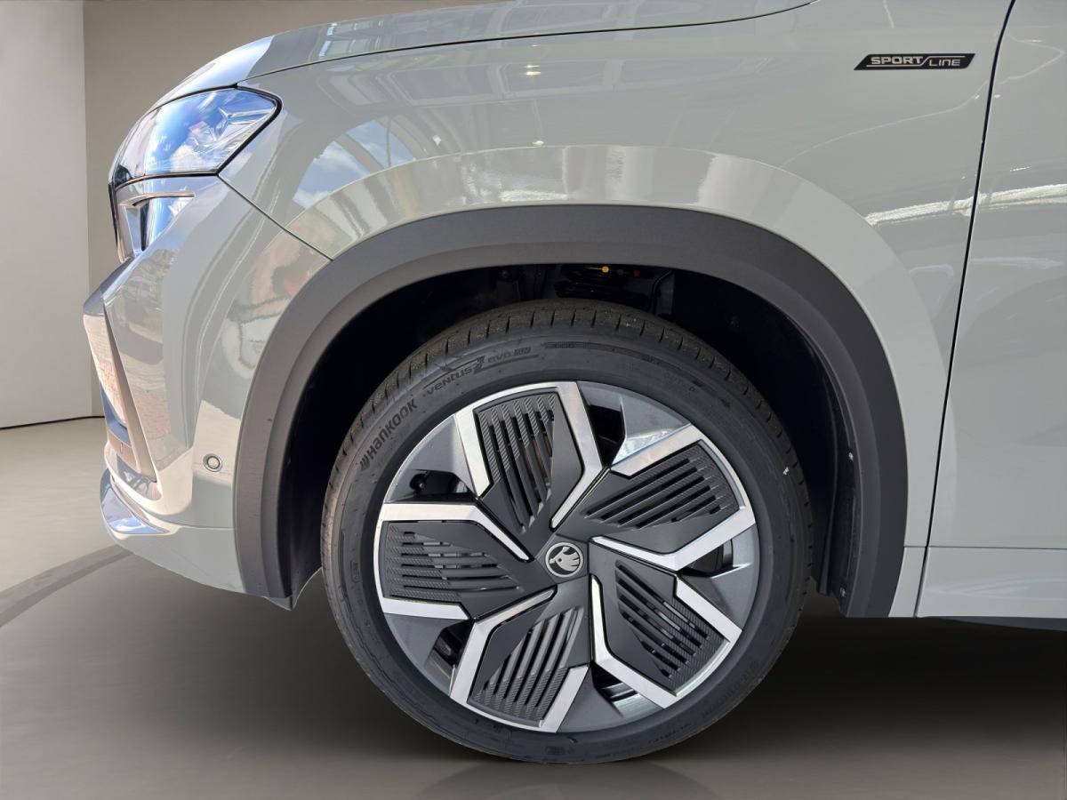Skoda Kodiaq 2.0 TDI DSG 4x4 Sportline SOFORT VERFÜGBAR! DCC ACC AHK Navi bild 6