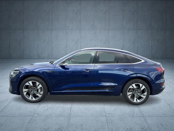 Audi e-tron Sportback S line 55 qu Matrix HUD VirtSpie bild 3