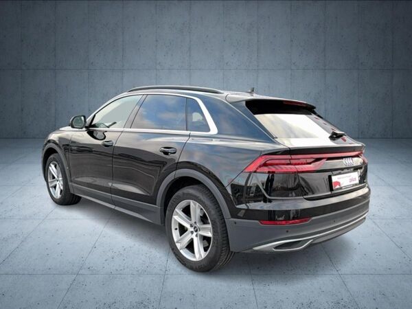 Audi Q8 SUV 55 TFSI qu. tiptr. Luft 20 FLA 360 ACC bild 4