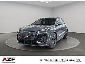Audi SQ6 e-tron SUV edition one grey e-tron