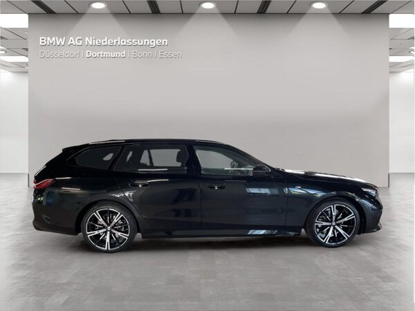BMW 520 d xDrive Touring M Sport Standheizung AHK bild 4