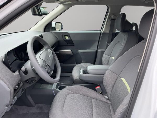 Kia EV2 EARTH 42,2kWh 360°AWR WIC V2L TEC DWP SHZ LKHZ HARMANN 18Z PDC V+H DAB NAVI bild 6