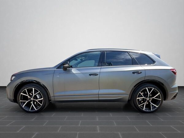 Volkswagen Touareg R-Line FINAL ED AHK NAVI PANO DYNAUDIO bild 7