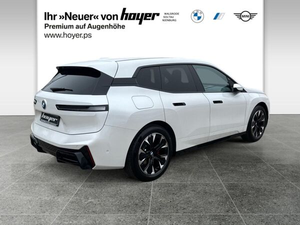 BMW ix xDrive45 M Sportpaket Pro AHK Innovationspaket bild 2