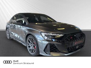 Audi RS3 Limousine  294 kW S tronic Sonderkonditionen* bild 1