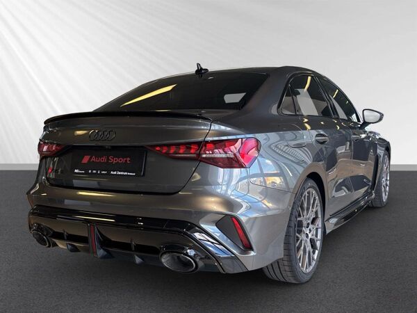 Audi RS3 Limousine  294 kW S tronic Sonderkonditionen* bild 2
