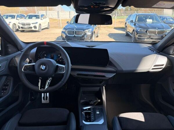 BMW M135i xDrive🔥Lageraktion🔥inkl. Vollkasko🔥 bild 6