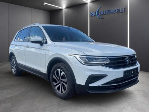 Volkswagen Tiguan Active 1.5 TSI LED Navi AHK Climatronic bild 4
