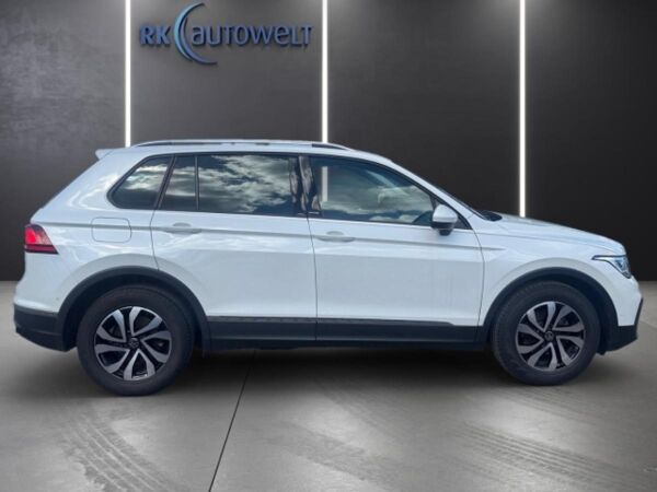 Volkswagen Tiguan Active 1.5 TSI LED Navi AHK Climatronic bild 6