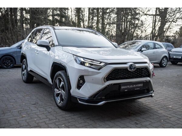 Toyota RAV 4 🔥 PLUG-IN HEADUP LED NAVI 0,5%🔥 SOFORT VERFÜGBAR. bild 3