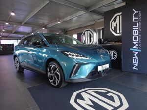MG MG4 EV Premium 64 kWh  *Privat*Facelift Modell bild 1