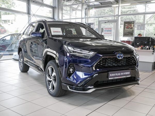 Toyota RAV 4 🔥 PLUG-IN HEADUP LED NAVI 0,5%🔥 SOFORT VERFÜGBAR bild 3