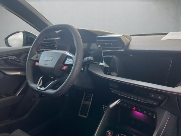 Audi RS3 Sportback quattro S tronic bild 7