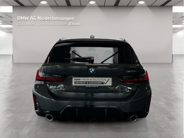 BMW 320 i Touring M Sport bild 6