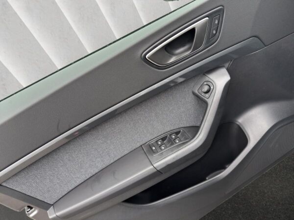 Seat Ateca Style Road Edition 2.0 TDI 110 kW (150 PS) 7-Gang DSG bild 7