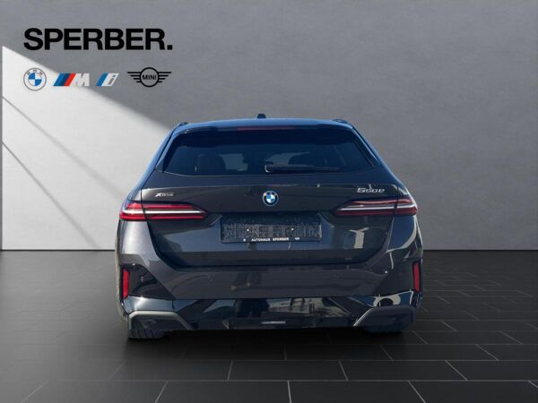 BMW 550 e xDr. Tour.,M-Sport,Inno.Pkt.,AHK,Comf. Pkt.,uvm. bild 6