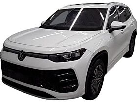 Volkswagen Tayron 2.0 TDI R-Line 4M DSG STHZ AHK PANO DCC NAVI KAM ACC LED SHZ PDC LM