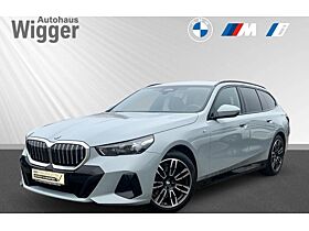 BMW 520 d M Sport touring/Navi/HUD/StandHZG/AHK/ACC