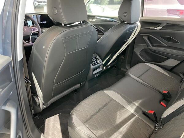 Volkswagen Tiguan 🚀SOFORT!🧨WKR 5 J. Garantie ⚡LED⭐ SHZ 🚗UVM bild 3