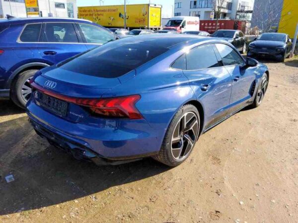 Audi RS e-tron GT +KERAMIK+NACHT+LASER+MASSAGE+360°+ bild 2