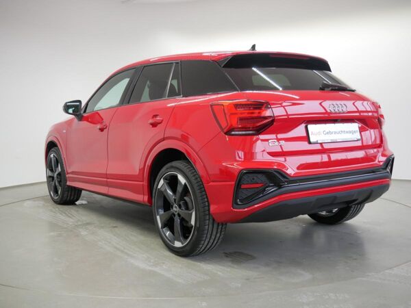 Audi Q2 35 TFSI S tro. S line MATRIX AHK virt. Cock. bild 5