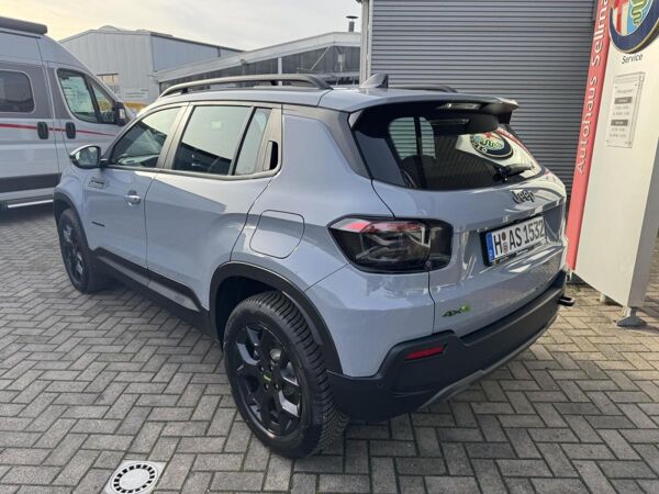 Jeep Avenger 1.2 MHEV  Upland ***Allrad*** bild 6