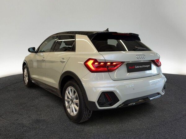 Audi A1 allstreet 30 TFSI Navi virtual LED DAB bild 3