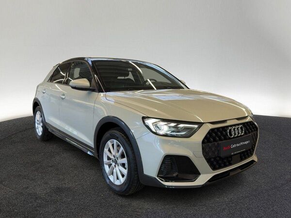 Audi A1 allstreet 30 TFSI Navi virtual LED DAB bild 6