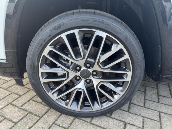 Jeep Compass 1.5l GSE T4 48V e-Hybrid Summit DCT bild 7
