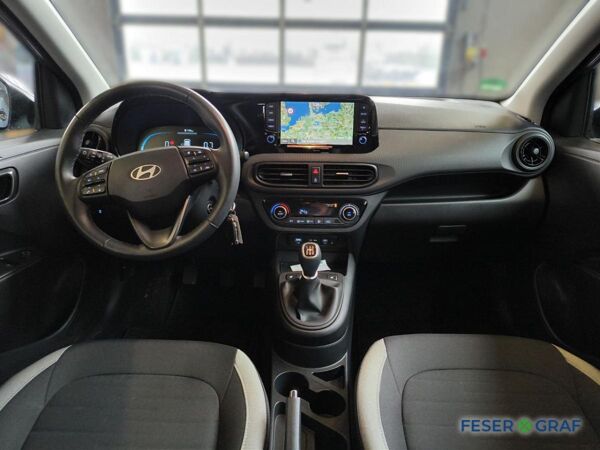 Hyundai i10 TREND NAVI SHZ LHZ CARPLAY LED-TFL KLIMA bild 6