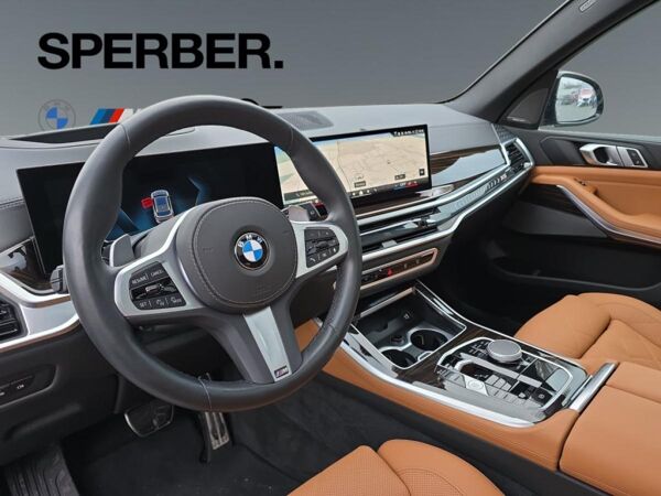 BMW X5 40i M Sport, AHK, Pano., Dr. Ass.  Prof., Harm./Kard., uvm. bild 4